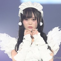 美人YouTuber、ほっそりウエストちらり 韓国満喫ショットに「笑顔が可愛い」「憧れのスタイル」の声