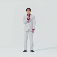賀来賢人、新CMで“転生” 最近感じた使命も明かす「妻が出てる作品にハマっていて」