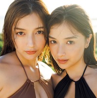 “エリマリ姉妹”Erika＆百瀬まりな、水着姿で抜群スタイル披露「月刊ヤングマガジン」初表紙