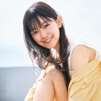 櫻坂46四期生・山川宇衣「ヤンジャン」表紙抜擢 オフショルワンピで美肌輝く