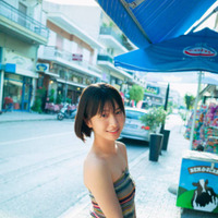 藤崎ゆみあ、美肩＆デコルテ際立つヘルシー肌見せSHOT披露！“美少女感”あふれるカットにドキドキ