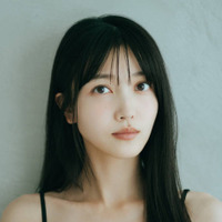 乃木坂46久保史緒里、透き通るような肌が美しいキャミソールSHOT！卒業を控えた思いの丈も語る