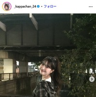 美人インフルエンサー、ミニスカコーデで紅葉満喫「センス最強」「脚長い」の声