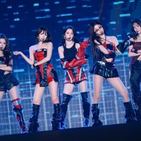 LE SSERAFIM／HONG EUNCHAE、KIM CHAEWON、SAKURA、HUH YUNJIN、KAZUHA（P）＆（C）SOURCE MUSIC