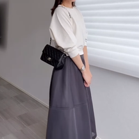 これ、一軍入り予備軍。洗練された大人見えする【ユニクロ】優秀トップス【40代の毎日コーデ】