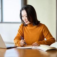 52歳女性「自分の人生、本当は何がしたい？」安定を手放して、本音の人生を歩みたくなった理由とは