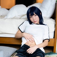 加護亜依「ヤンマガ」で青髪＆ウエストチラ見せSEXYコスプレ姿披露