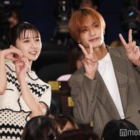 上白石萌歌・高橋恭平・木村柾哉・中島颯太ら、“バラエティー全振り”舞台挨拶 全力バックハグも披露【ロマンティック・キラー】