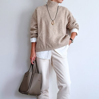 防寒とおしゃれを両立。【ユニクロ】ボアスウェットパンツの大人流洗練コーデ術  【40代の毎日コーデ】