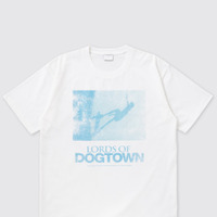 『ロード・オブ・ドッグタウン』限定TシャツTM & (C) 2025 Columbia Pictures Industries, Inc. All Rights Reserved.