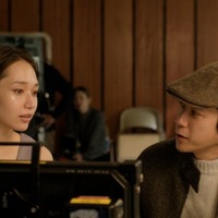 二宮和也＆白本彩奈、CM初共演で“カントクと選手”に ハードル挑戦し抜群の運動神経発揮