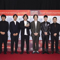 2025年度アワードを受賞したこねこフィルムのメンバー