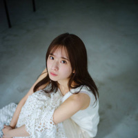 乃木坂46菅原咲月、ピュアな魅力が際立つホワイトコーデを披露！副キャプテン任命後の1年を語る