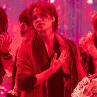 上田竜也×B&ZAI（C）Storm Labels Inc.