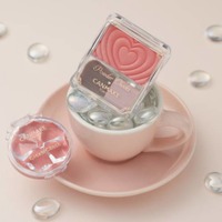 CANMAKE、人気のハート柄チーク「パウダーチークス」から新色登場！