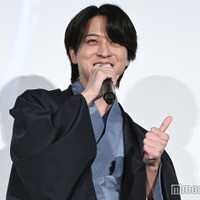 「無限バッシング！」と叫びながらなぜかグッドポーズを添えてしまった寺西拓人（C）モデルプレス