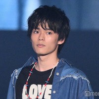 日向亘、デニムコーデで爽やかランウェイ “ギャップ”に歓声【TGCしずおか2026】