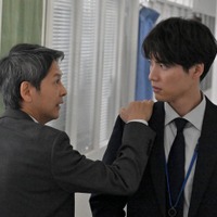 緒形直人、福士蒼汰「東京P.D. 警視庁広報2係」第1話（C）フジテレビ