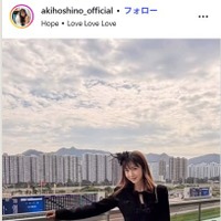 ほしのあき、ミニ丈ワンピで美脚スラリ「圧巻の脚線美」「スタイル良すぎ」の声