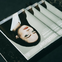 『ブゴニア』(C)2025 FOCUS FEATURES LLC.