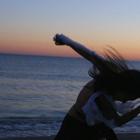 『XiXi、私を踊る』©SVEMIRKO AUDIOVISUAL ART PRODUCTIONS