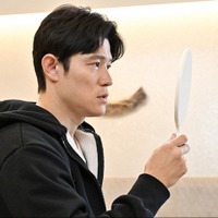 鈴木亮平「リブート」第1話（C）TBS