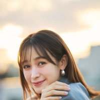 藤井サチ／撮影：前千菜美（光文社写真室）、スタイリング：乾千恵（提供写真）