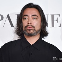 発表会に出席した山田孝之（C）モデルプレス