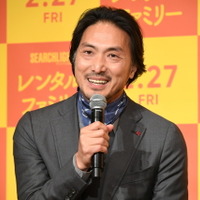 『レンタル・ファミリー』©2025 Searchlight Pictures. All Rights Reserved.　