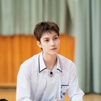 チャーリー「応答せよ！僕らのハイスクール」(C) 2026 SM ENTERTAINMENT & eggiscoming CO., Ltd. ALL RIGHTS RESERVED.