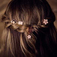 サクラ ヘアピン3点セット　1,500円（税込）