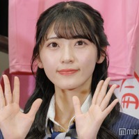 AKB48メンバー、ミニスカ衣装のMVオフショットにファン歓喜「脚が綺麗すぎる」「着こなせるのすごい」の声