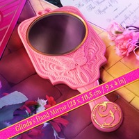 グリンダの鏡(C) Universal City Studios LLC. All Rights Reserved.