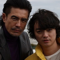 『国境』©2027 K2Pictures