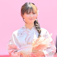 フォーエイト48あみか、オフショルへそ出しトップスに熱視線「スタイルレベチ」「肌綺麗すぎる」