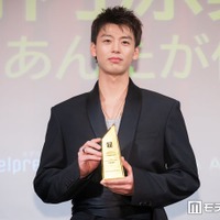 「モデルプレスベストドラマアワード」主演俳優部門1位を受賞した竹内涼真（C）モデルプレス
