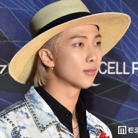 BTS・RM、公演リハ中に足首負傷 カムバステージはパフォーマンス一部制限へ