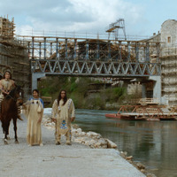 『アワーミュージック』　©2004 AVVENTURA FILMS – PERIPHERIA – FRANCE 3 CINÉMA – VEGA FILMS