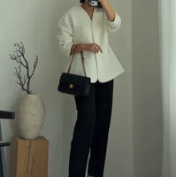 H&Mのジャケットが主役の大人のセレモニースタイル。ペプラムシルエットでお腹周りもきちんとカバー【40代の毎日コーデ】