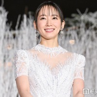 吉岡里帆、雰囲気一変ぱっつん重ため前髪姿「破壊力すごい」「お人形さんみたい」の声