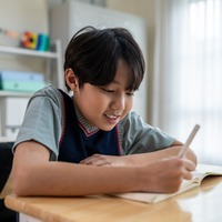 「宿題の責任を持つのは私じゃなくて子ども」親がそれに気づいた時、子どもが変わった。主体的な子になる３つの具体的なポイントは