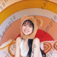 川崎桜／封入特典ポストカード（撮影／須江隆治）