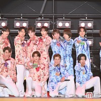 “秋元康プロデュース”SHOW-WA＆MATSURI「ヘビロテ」スタンドマイク使い本気カバー「平均年齢36歳、最年長42歳の昭和歌謡グループになっています」【関コレ2026S/S】