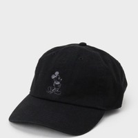 キャップ ￥5,940（tax in）　カラー：グレー/ブラック©Disney