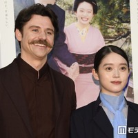 トミー・バストウ、高石あかり（C）モデルプレス