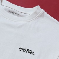 Tシャツ〈07：オフホワイト/The Sorting Hat〉