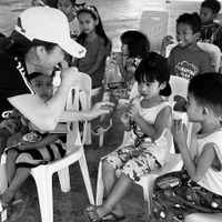 ボランティアに「自己満足」「迷惑」の言葉…。価値観の違いで争わない“品格美”の身につけ方【女性起業家・エミチカ氏が解説】