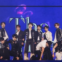 VERIVERY×EVNNE　撮影：田中聖太郎写真事務所