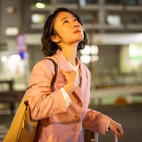 黒木華「銀河の一票」第1話（C）カンテレ・フジテレビ