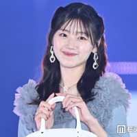 元日向坂46佐々木美玲、タイトスカートから美脚スラリ「見惚れるスタイル」「ラインが美しすぎる」